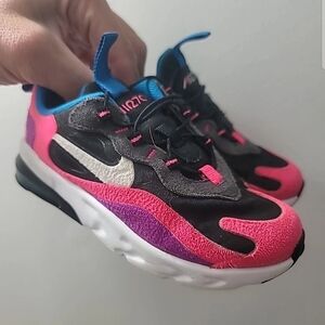 Nike Air Max 270 React Black Pink Sneakers